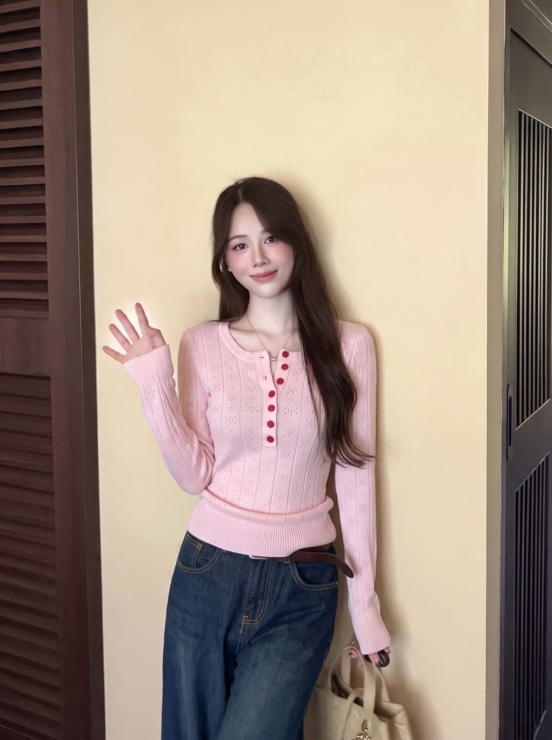 실사 빅 사이즈 여성 의류 핑크색 V넥 긴팔 니트 스웨터 맨위 가을 겨울 달콤한 매운맛 바람 몸매 가꾸기 슬림해 보이는 만나는 인사이드 가져 가라. 이미지 2