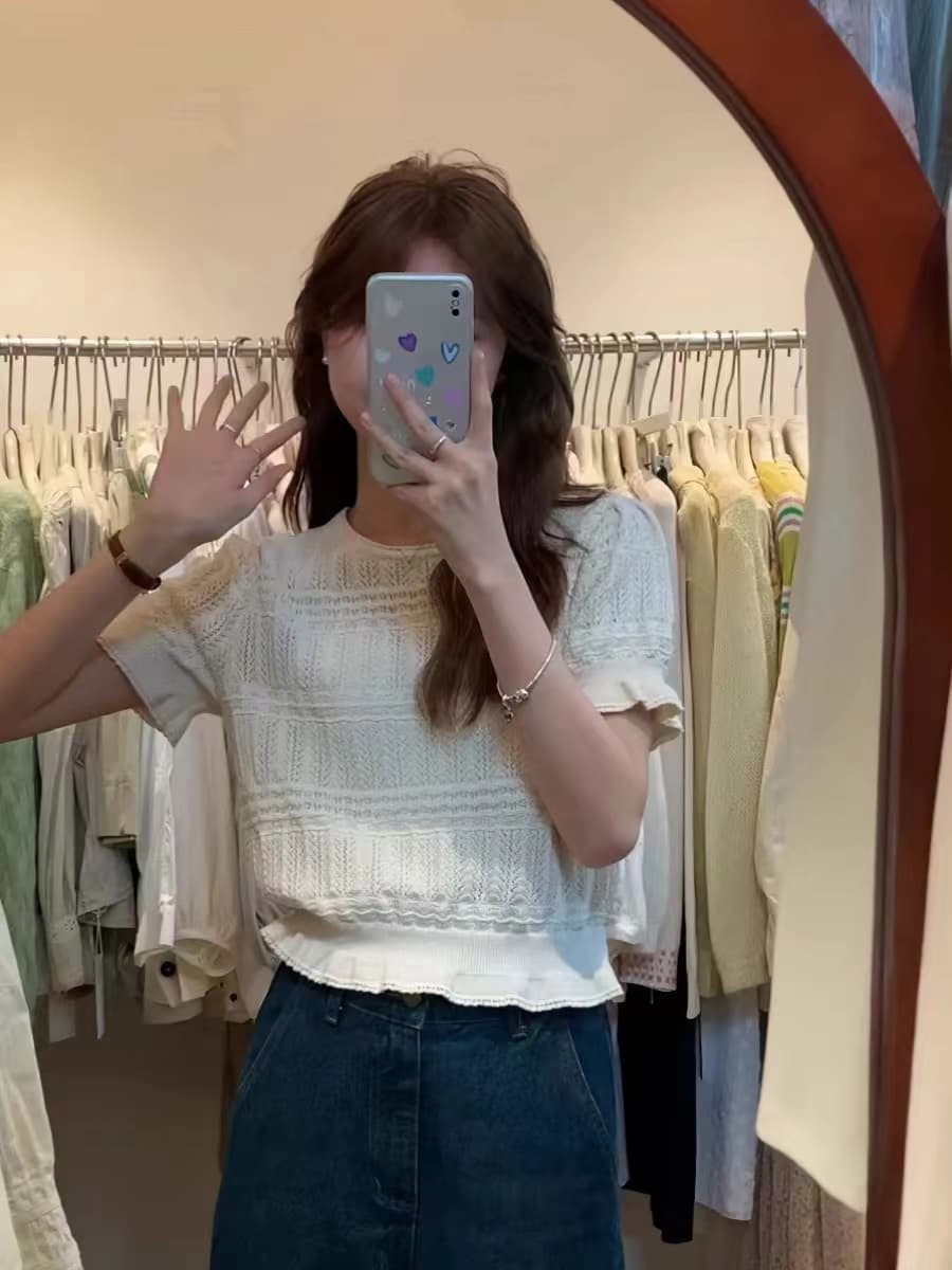 작은 키 홀로우 아웃 반팔 니트 스웨터 여성 여름 2026 년 새로운 디자인 센스 작은 대중 허리 수축 품격 쇼트 스타일 맨위 상세 이미지 5
