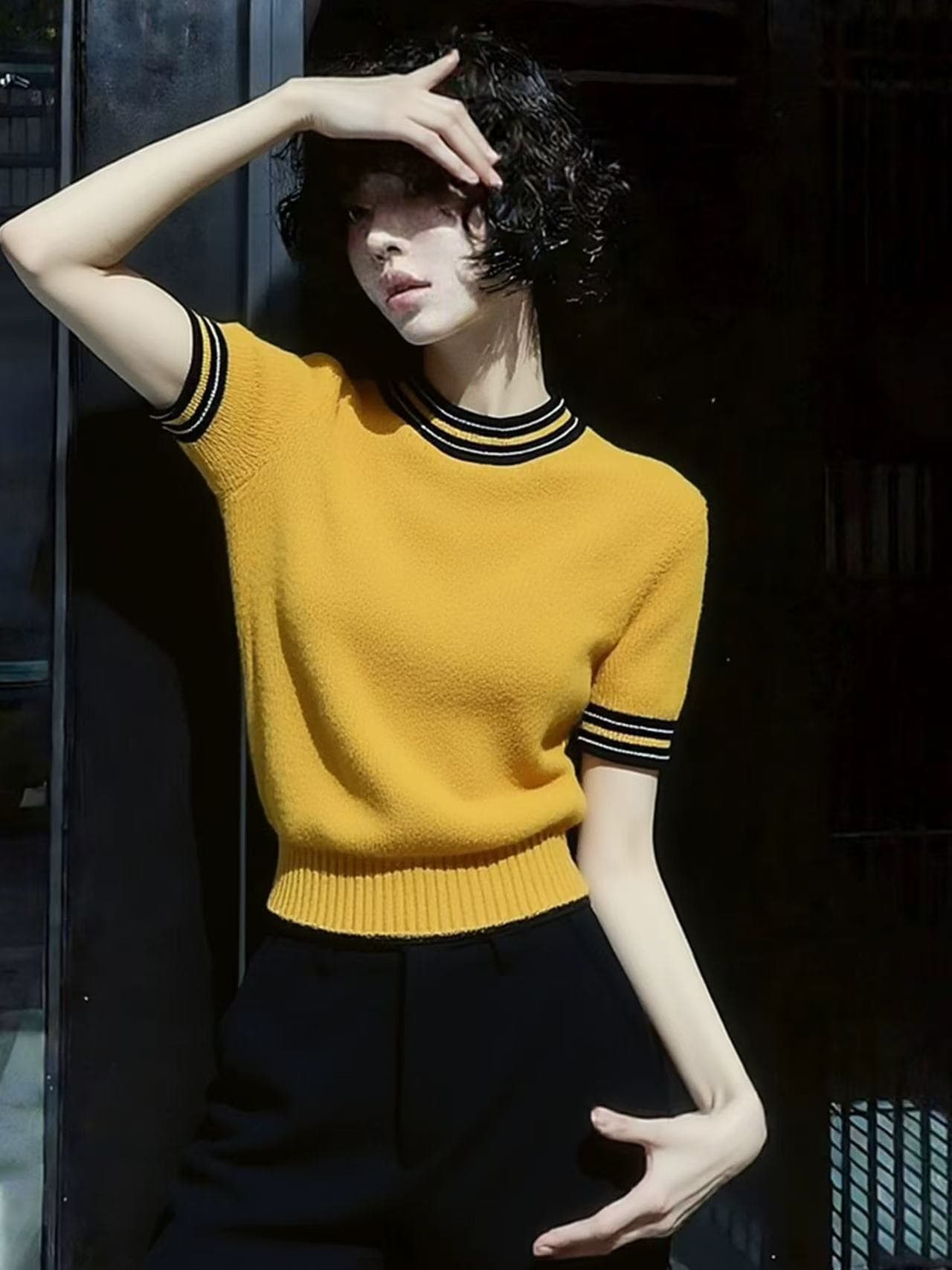 배색 반팔 니트 스웨터 고유 한 연령 감소 아름다운 슬림해 보이는 맨위 여름 느긋한 캐주얼 다용도 편안함 기본 셔츠 이미지 3