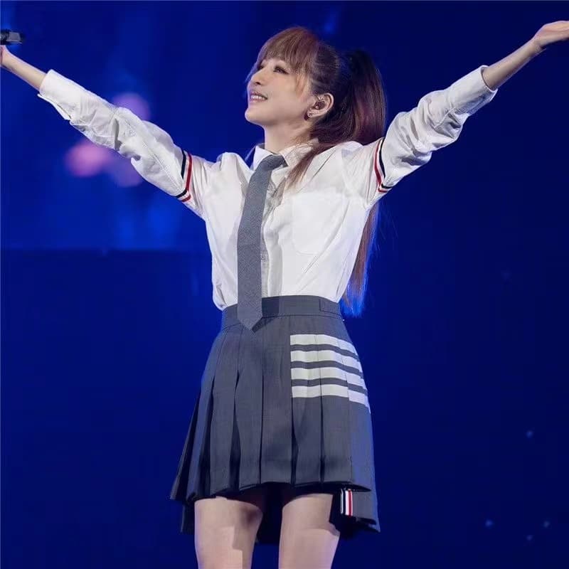 왕 심장 링 같은 단락 플리츠 스커트 한국 스타일 하이웨이스트 패션 몸매 가꾸기 슬림해 보이는 플리츠 반신 스커트 이미지 2