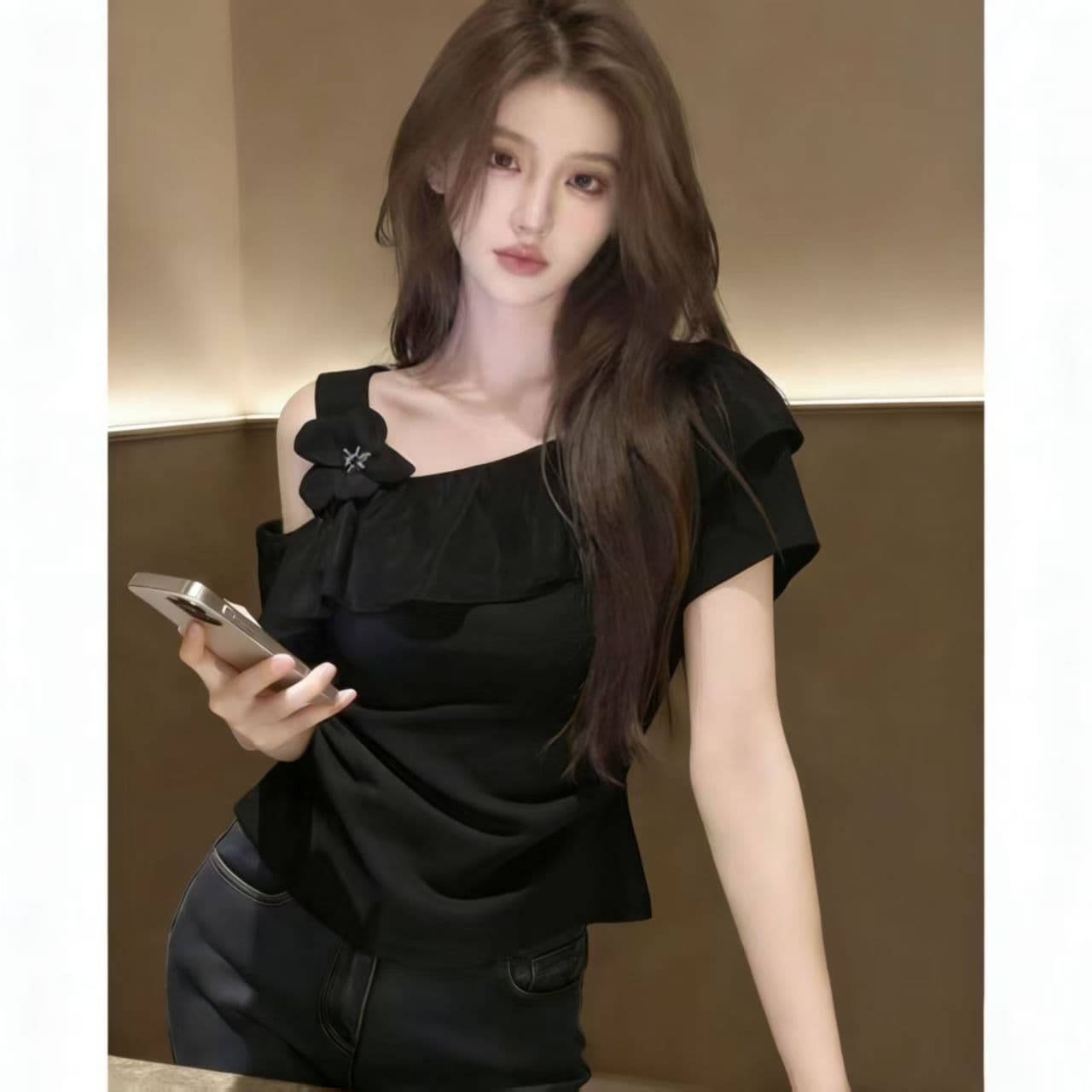 2026 무거운 작업 3 차원 꽃 반팔 티셔츠 여름 새로운 슬림해 보이는 허리 수축 외국 가스 품격 몸매 가꾸기 오프숄더 맨위 상세 이미지 2