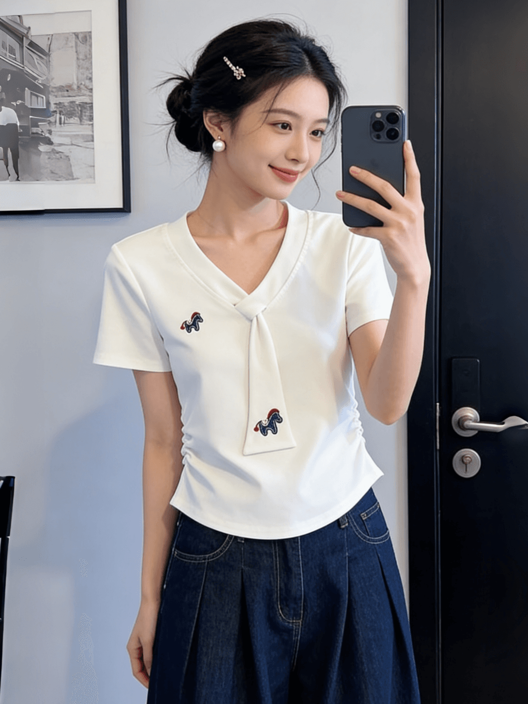 새로운 V넥 비스듬한 삽입 자수 작은 말 리본 디자인 센스 작은 대중 학원 몸매 가꾸기 반팔 연령 감소 티셔츠 이미지 4