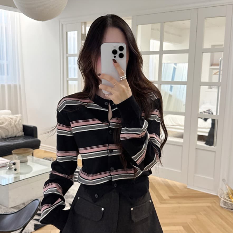 chic 가을 한국 스타일 레트로 연령 감소 라운드 넥 싱글 줄 버튼 몸매 가꾸기 슬림해 보이는 긴팔 스트라이프 니트 오픈 가디건 여성 상세 이미지 4