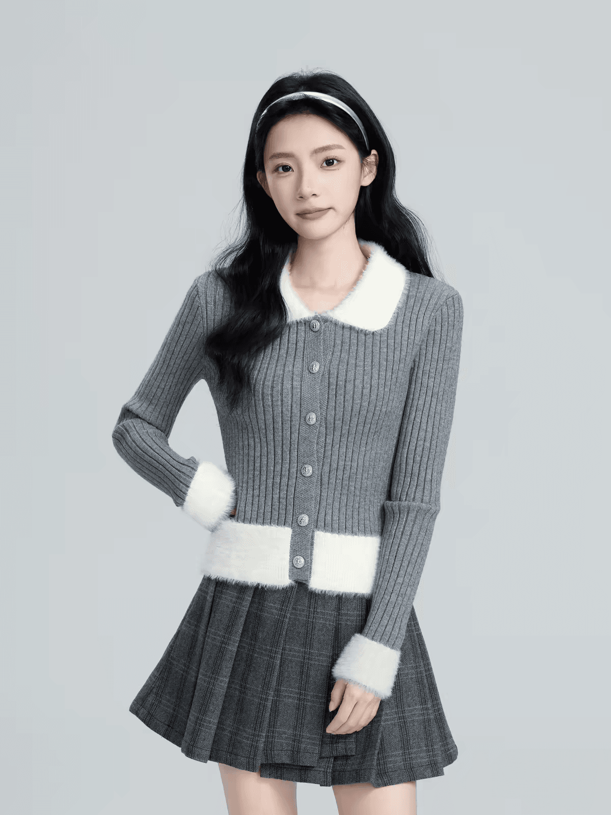 가을 겨울 새로운 프랑스식 레트로 달콤함 소녀 바람 디자인 몸매 가꾸기 플리스 폴로 칼라 긴팔 니트 스웨터 여성 상세 이미지 3