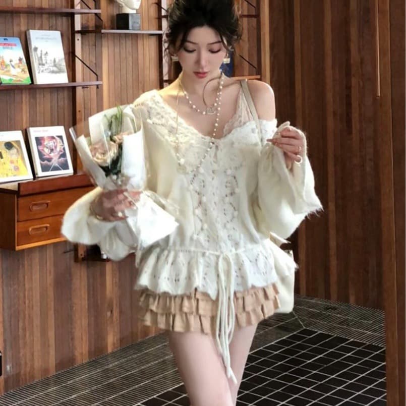 프랑스식 부드러운 V넥 홀로우 아웃 나팔 소매 스웨터 여자 2026 가을 새로운 느긋한 루즈핏 니트 오픈 가디건 맨위 이미지 5