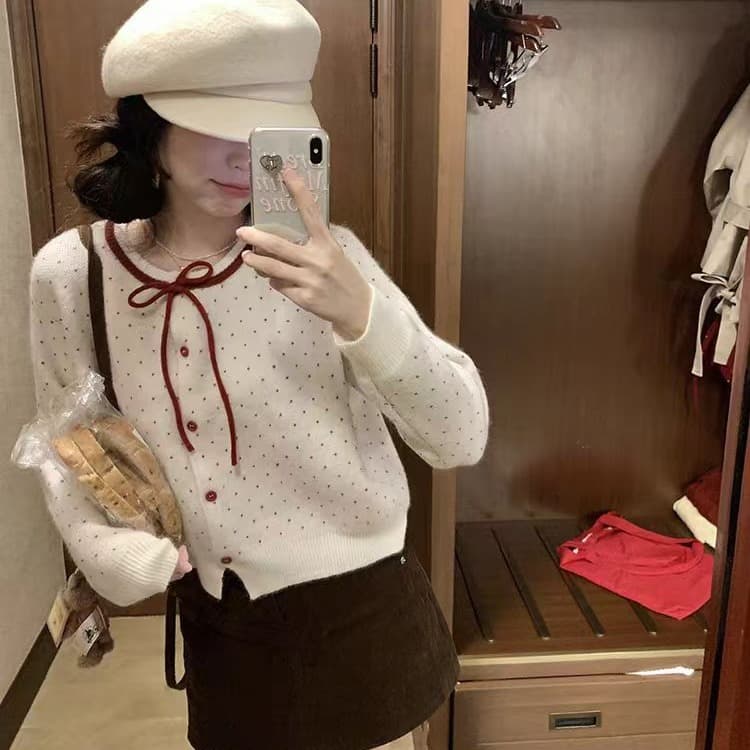 화이트 도트 무늬 스웨터 오픈 가디건 여성 가을 겨울 크리스마스 착용 가져 가라. 쇼트 스타일 양모 니트 스웨터 재킷 인사이드 가져 가라. 만나는 맨위