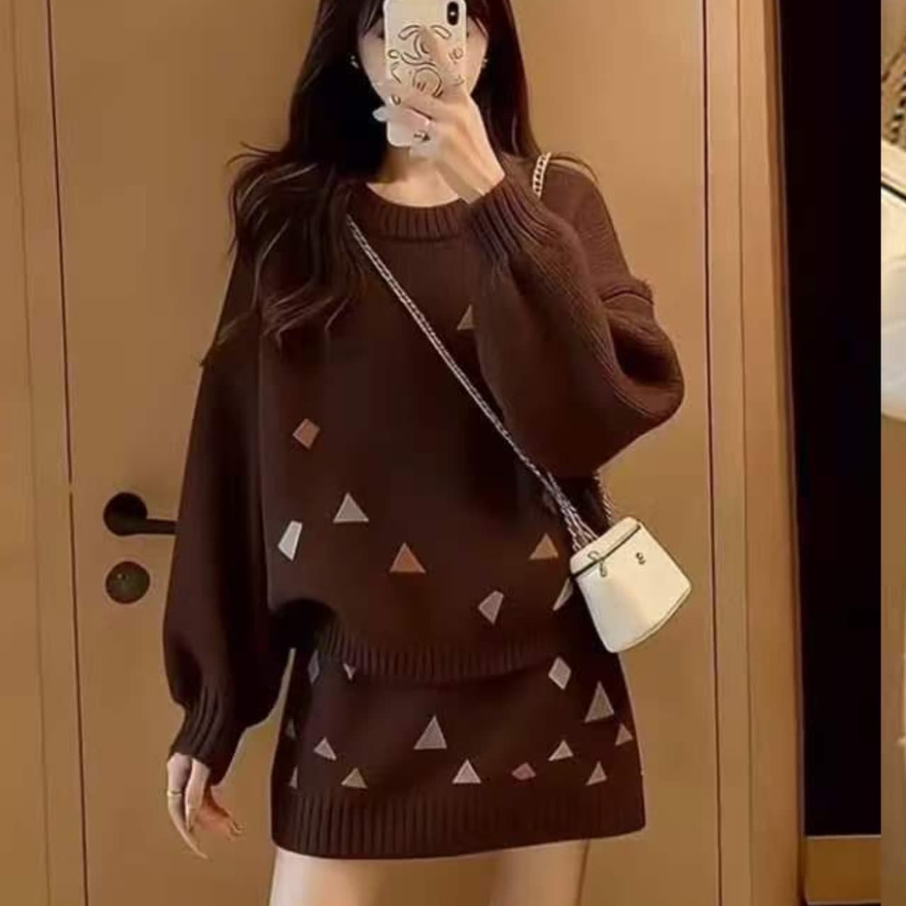 느긋한 바람 부드러운 바람 스웨터 세트 가을 겨울 착용 가져 가라. 전체 집합 새로운 자카드 맨위 코디 미니 스커트 투피스 세트 이미지 5