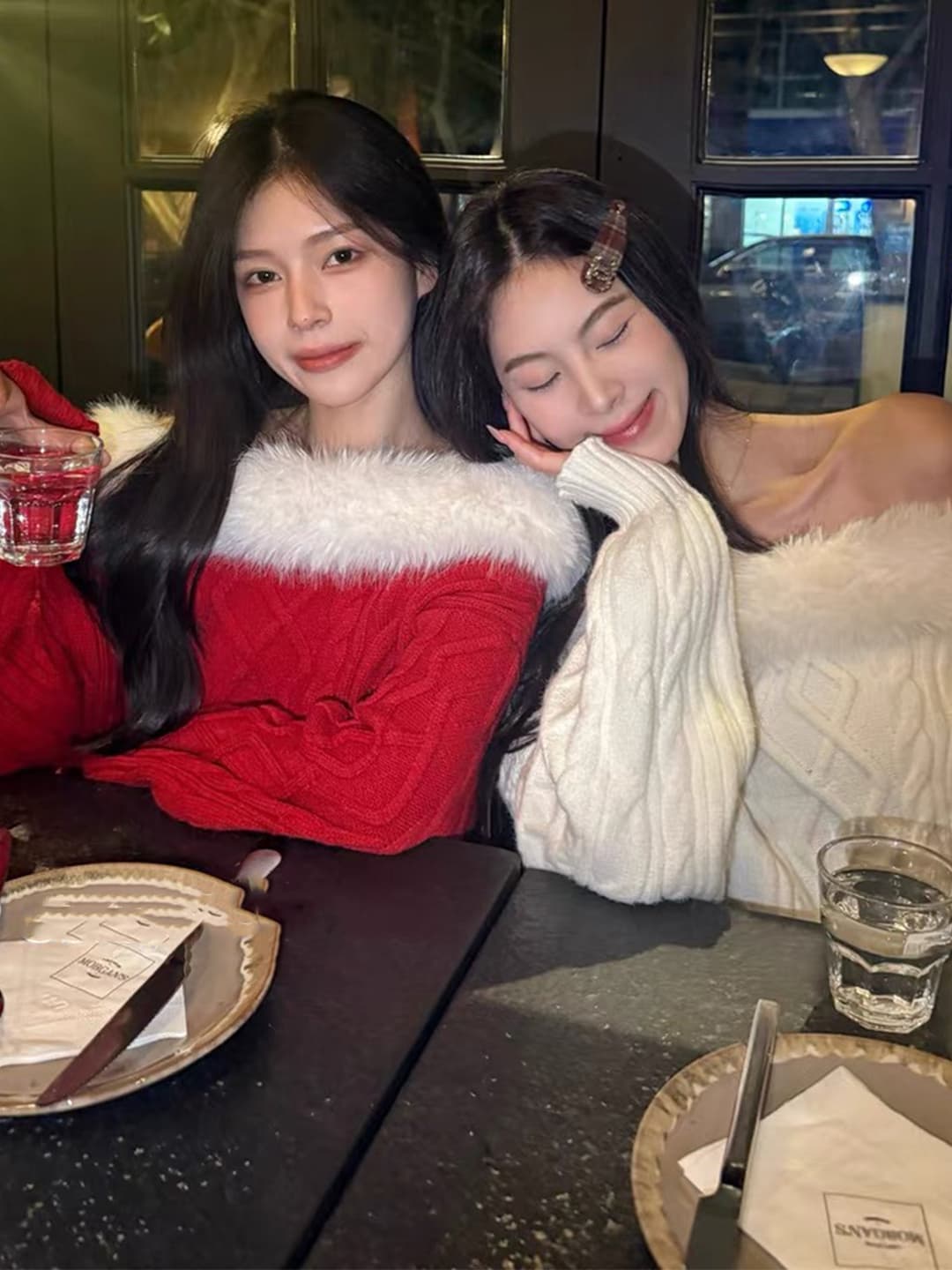 한 부서 오프숄더 모피 칼라 긴팔 스웨터 여자 가을 겨울 순수한 욕망 품격 루즈핏 슬림해 보이는 느긋한 풀오버 오프숄더 맨위 상세 이미지 3