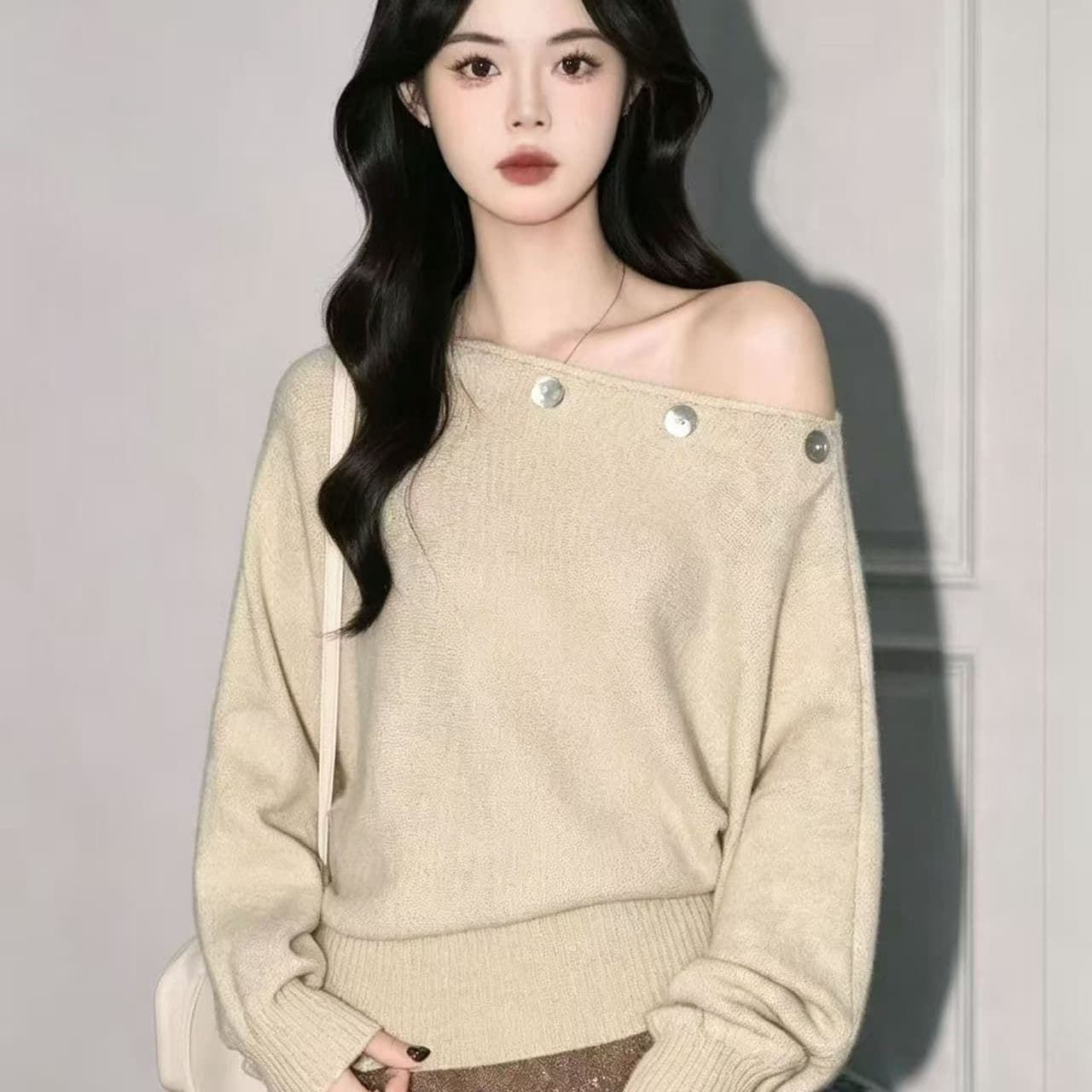 고유 한 아름다운 보트넥 기본 셔츠 인사이드 가져 가라. 느슨함 센스 느긋한 오프숄더 스웨터 긴팔 니트 맨위 봄 가을 겨울 상세 이미지 4