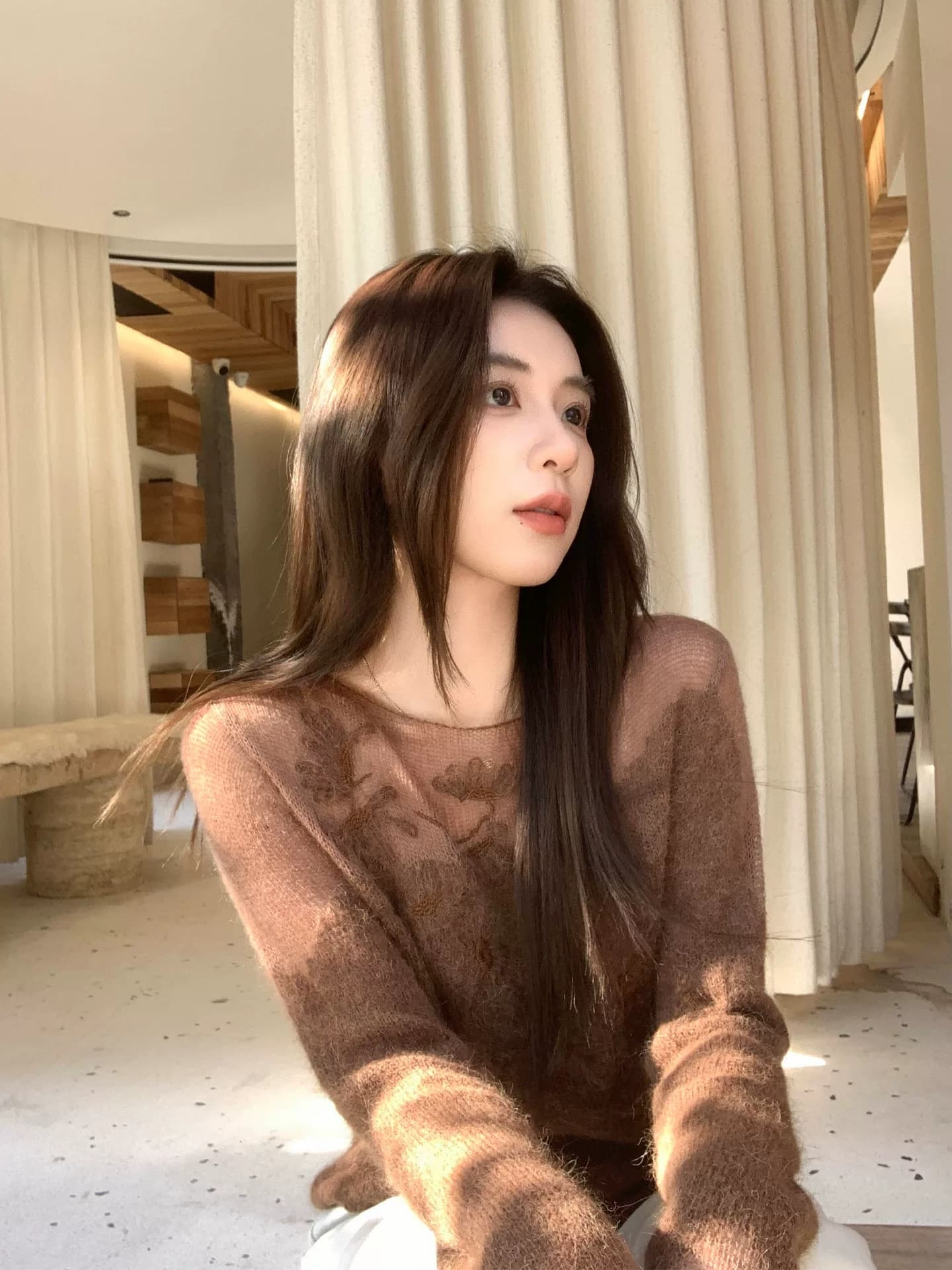 leetwins 부드러운 실어증 양 낙타 털 보트넥 니트 스웨터 여성 고급 센스 자수 꽃 홀로우 아웃 맨위 이미지 2