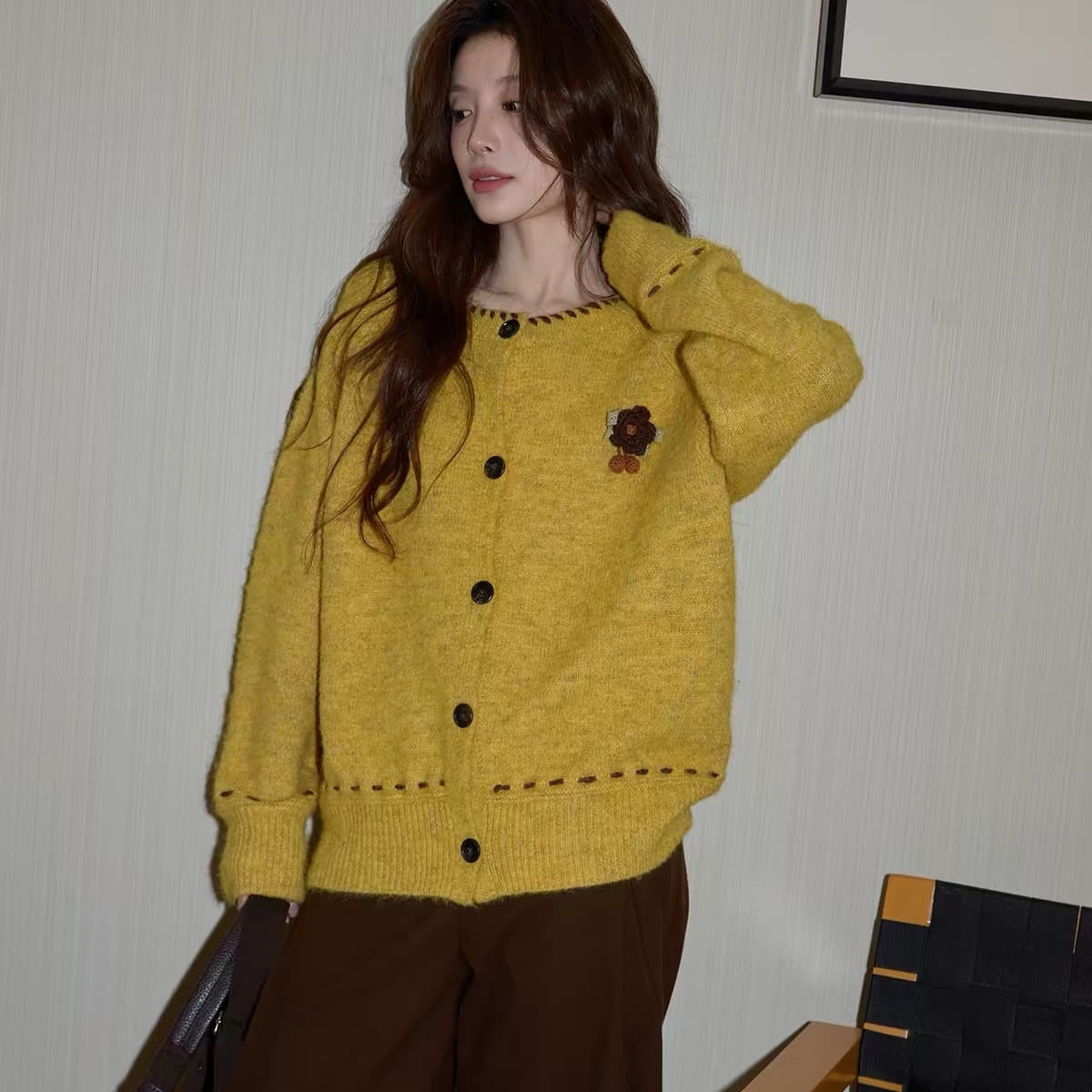 시끄러운 홈 황색 스웨터 여자 가을 라운드 넥 맨위 느긋한 루즈핏 니트 스웨터 고급 부드러운 찹쌀 카디건 코트 이미지 5