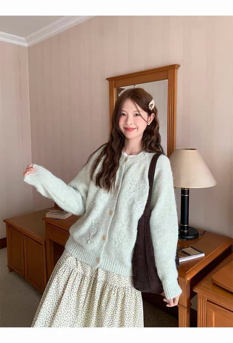 토지 작은 그룹 레트로 꽃 자수 스웨터 오픈 가디건 2026 새로운 한 부서 부드러운 느긋한 부드러운 니트 맨위 이미지 4