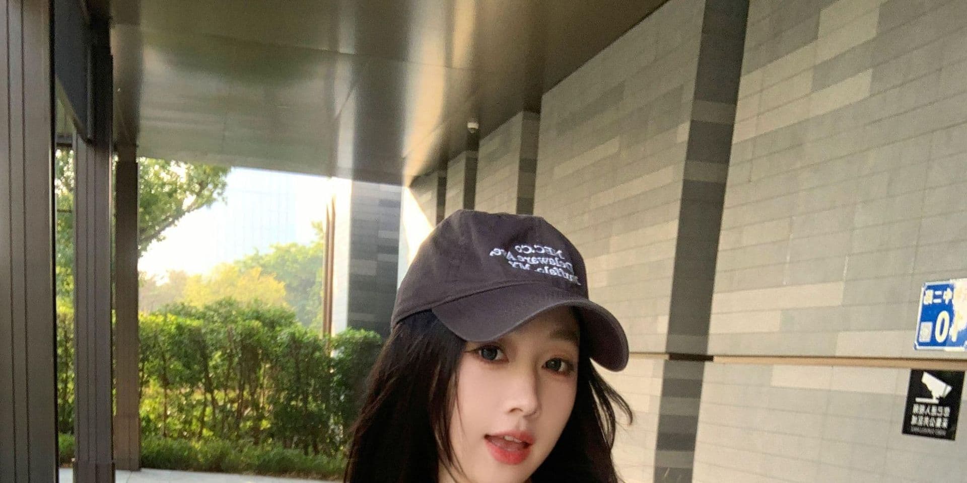 재고 있음 봄 미니멀리즘 아메리칸 핫걸 몸매 가꾸기 디스플레이 몸 반 개방 버클 후드 티 스웨터 허리 수축 인사이드 가져 가라. 긴팔 맨위 상세 이미지 14