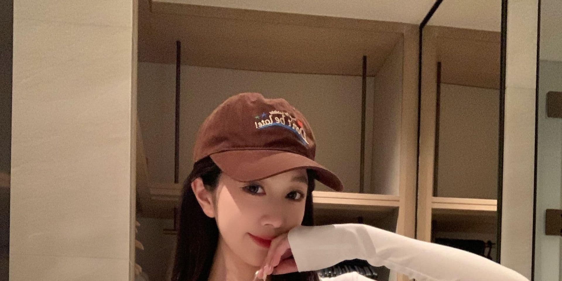 재고 있음 봄 미니멀리즘 아메리칸 핫걸 몸매 가꾸기 디스플레이 몸 반 개방 버클 후드 티 스웨터 허리 수축 인사이드 가져 가라. 긴팔 맨위 상세 이미지 23