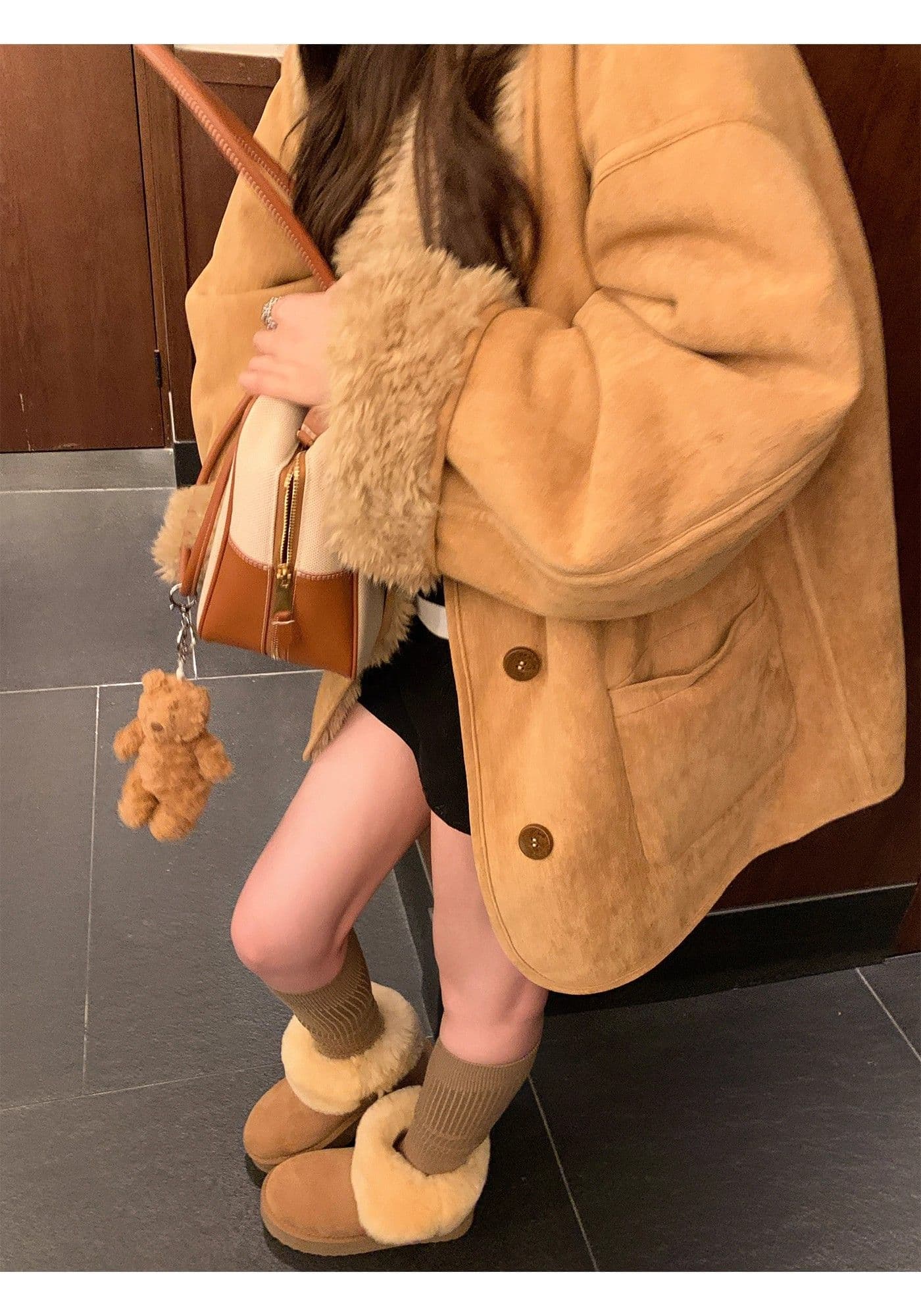 겨울 새로운 둘 착용 피모 하나 양털 루즈핏 두꺼운 스웨이드 모피 다용도 중간 길이 여성 코트 상세 이미지 42
