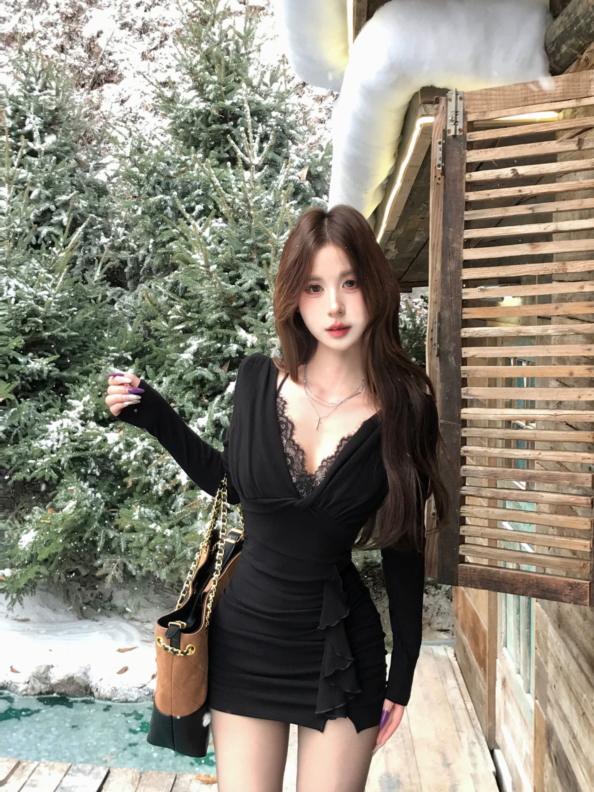 와 사고 방식 순수한 욕망 핫걸 니트 V넥 레이스 조각 여성 드레스 가을 겨울 프릴 블랙 치마 이미지 4