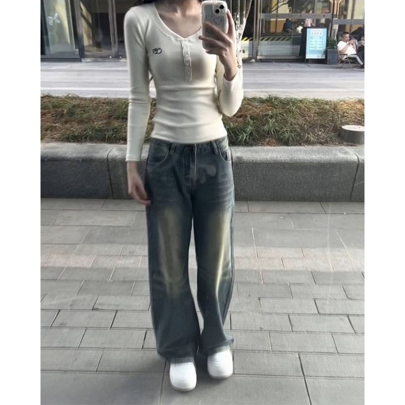 아메리칸 고급 센스 자수 순수한 욕망 V넥 긴팔 티셔츠 여성 가을 겨울 인사이드 가져 가라. 쇼트 스타일 기본 셔츠 핫걸 몸매 가꾸기 맨위 이미지 2