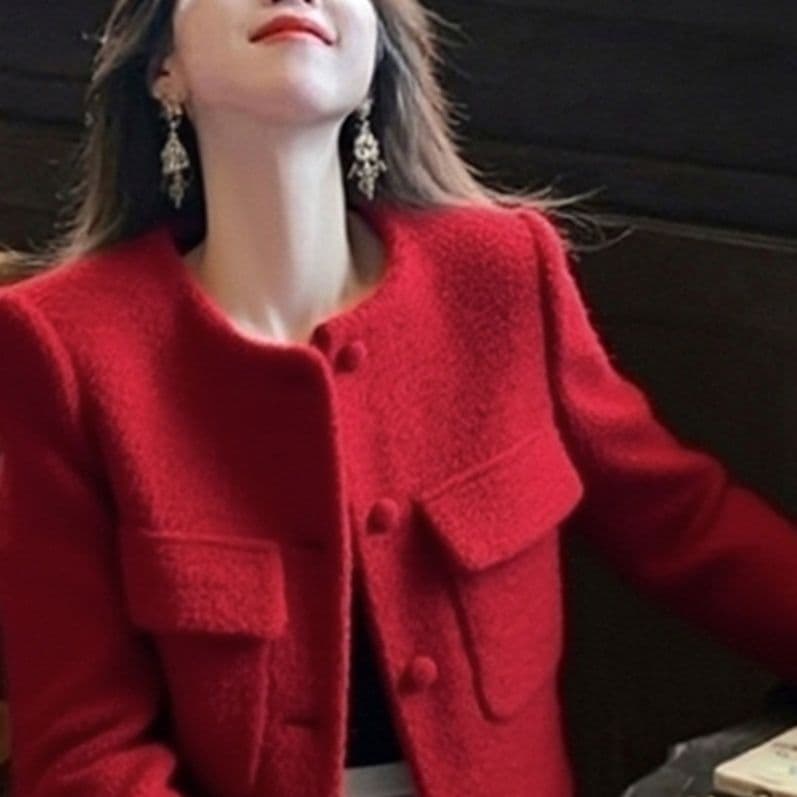 이른 봄 신년 새해 착용 가져 가라. 빛 럭셔리 연령 감소 외국 가스 부유 한 가족 천 골드 위엄있는 작은 빨간색 작은 샤넬 스타일 여성 코트 이미지 2