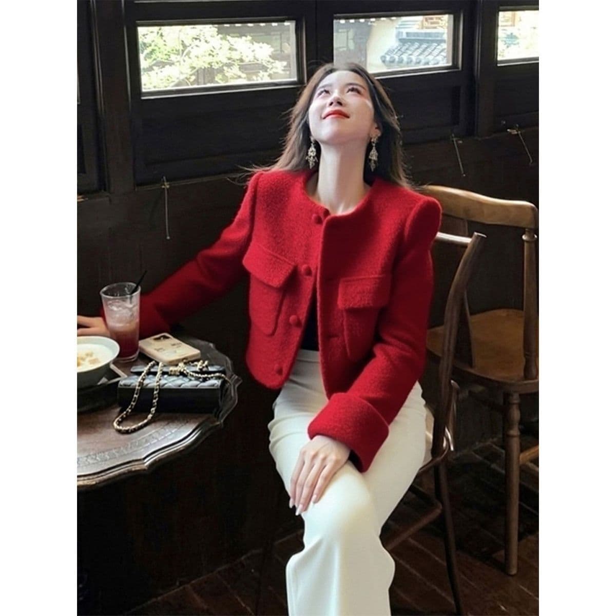 이른 봄 신년 새해 착용 가져 가라. 빛 럭셔리 연령 감소 외국 가스 부유 한 가족 천 골드 위엄있는 작은 빨간색 작은 샤넬 스타일 여성 코트 이미지 3