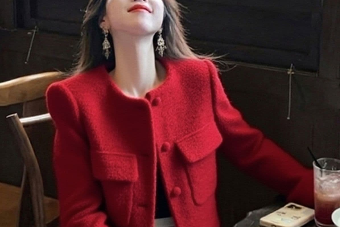 이른 봄 신년 새해 착용 가져 가라. 빛 럭셔리 연령 감소 외국 가스 부유 한 가족 천 골드 위엄있는 작은 빨간색 작은 샤넬 스타일 여성 코트 상세 이미지 8