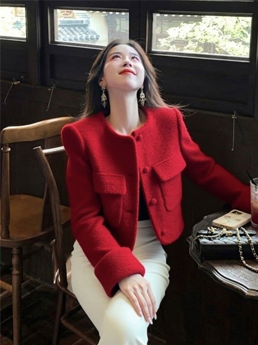 이른 봄 신년 새해 착용 가져 가라. 빛 럭셔리 연령 감소 외국 가스 부유 한 가족 천 골드 위엄있는 작은 빨간색 작은 샤넬 스타일 여성 코트 상세 이미지 9
