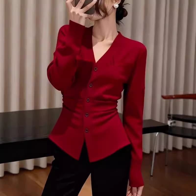 세련된 빅 사이즈 주름 허리 수축 몸매 가꾸기 슬림해 보이는 V넥 티셔츠 여성 의류 고급 센스 빨간색 오픈 가디건 긴팔 다용도 맨위 이미지 5