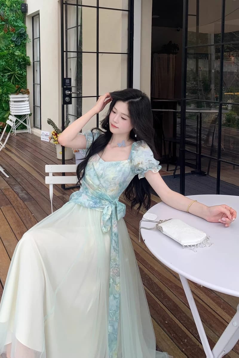 차 휴식 프랑스식 달콤함 신선함 도파민 고급 센스 헤일로 염색 프린트 패치워크 망사 허리 수축 페이크 레이어드 드레스 상세 이미지 9