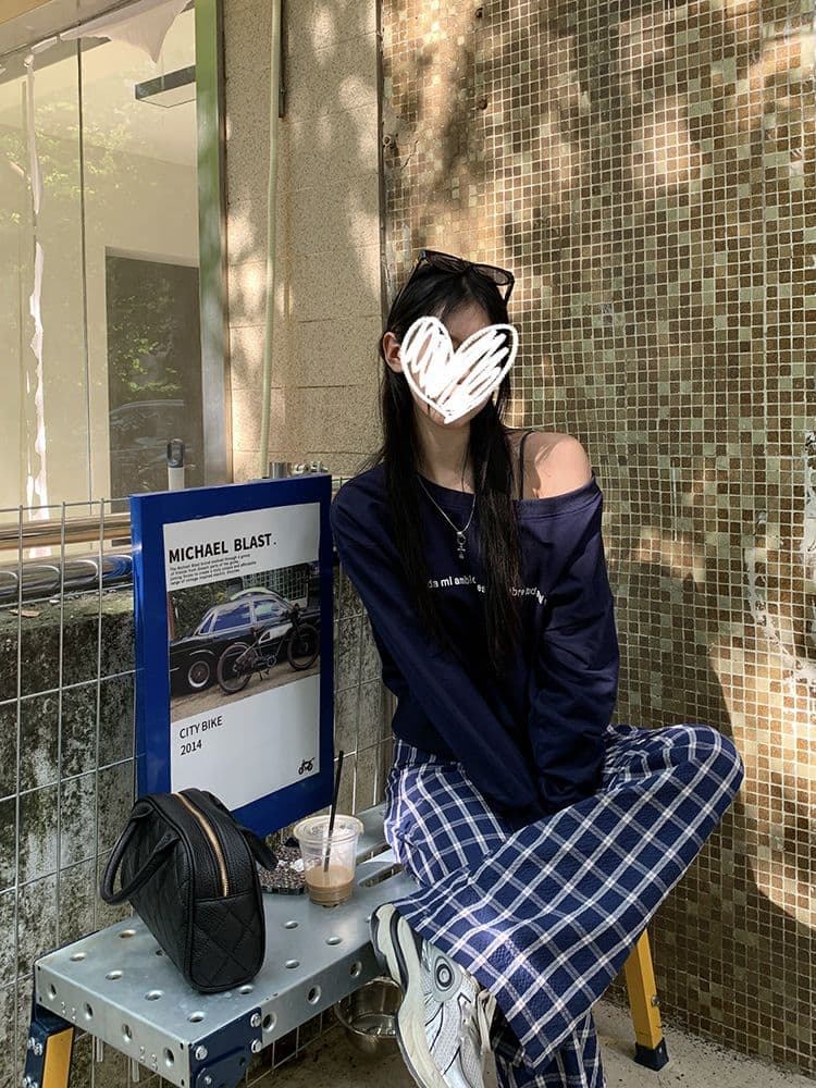 폴리 에스터 물고기 규모 핫걸 오프숄더 긴팔 후드티 여성 알파벳 프린트 루즈핏 디자인 센스 심장 기계 작은 대중 맨위 ins 상세 이미지 5