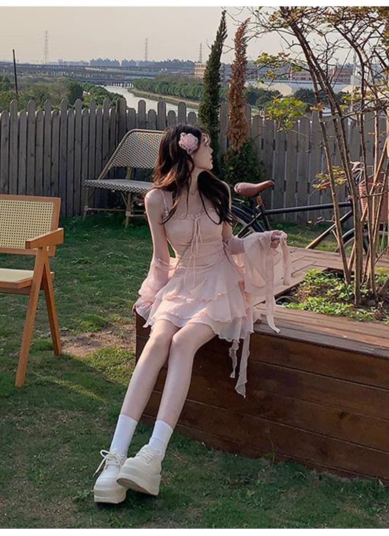 마이크로 지방 부드러운 달콤함 프릴 슬립 여성 드레스 여름 작은 키 허리 수축 슬림해 보이는 미니 스커트 오픈 가디건 세트 상세 이미지 5