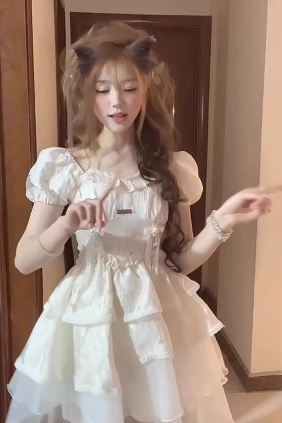 달콤한 핫걸 여성 드레스 여름 프랑스식 첫사랑 거품 소매 부드러운 공주 드레스 디자인 센스 허리 수축 퍼프 치마 이미지 6