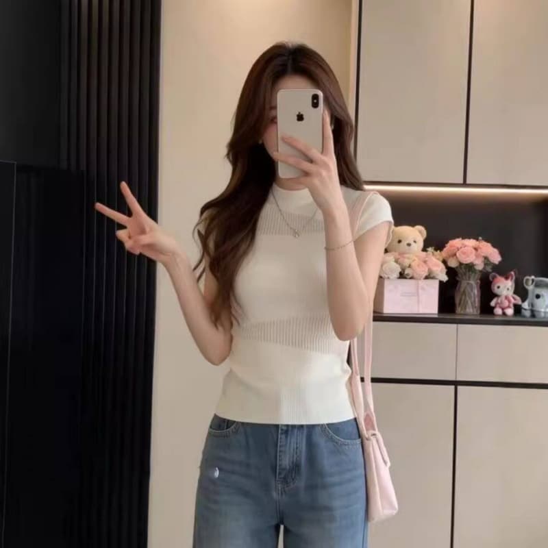 Chic 여름 프랑스식 라운드 넥 홀로우 아웃 티셔츠 여성 고급 센스 얼음 실크 니트 반팔 불규칙 몸매 가꾸기 맨위