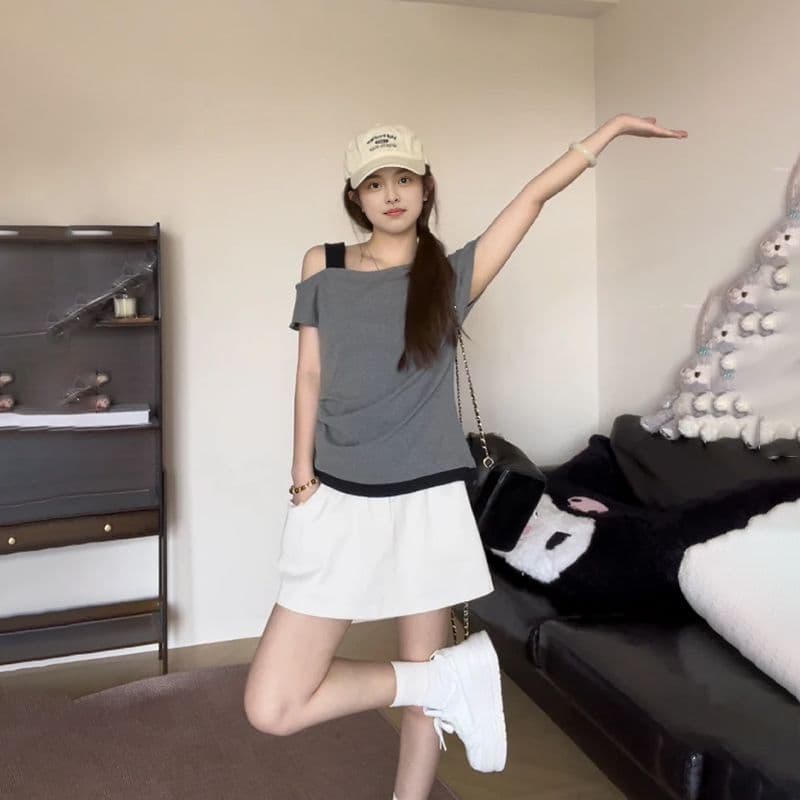 여름 여성 디자인 센스 페이크 레이어드 비스듬한 어깨 칼라 디자인 센스 반팔 티셔츠 2026 년 새로운 달콤함 슬림해 보이는 맨위 상세 이미지 5