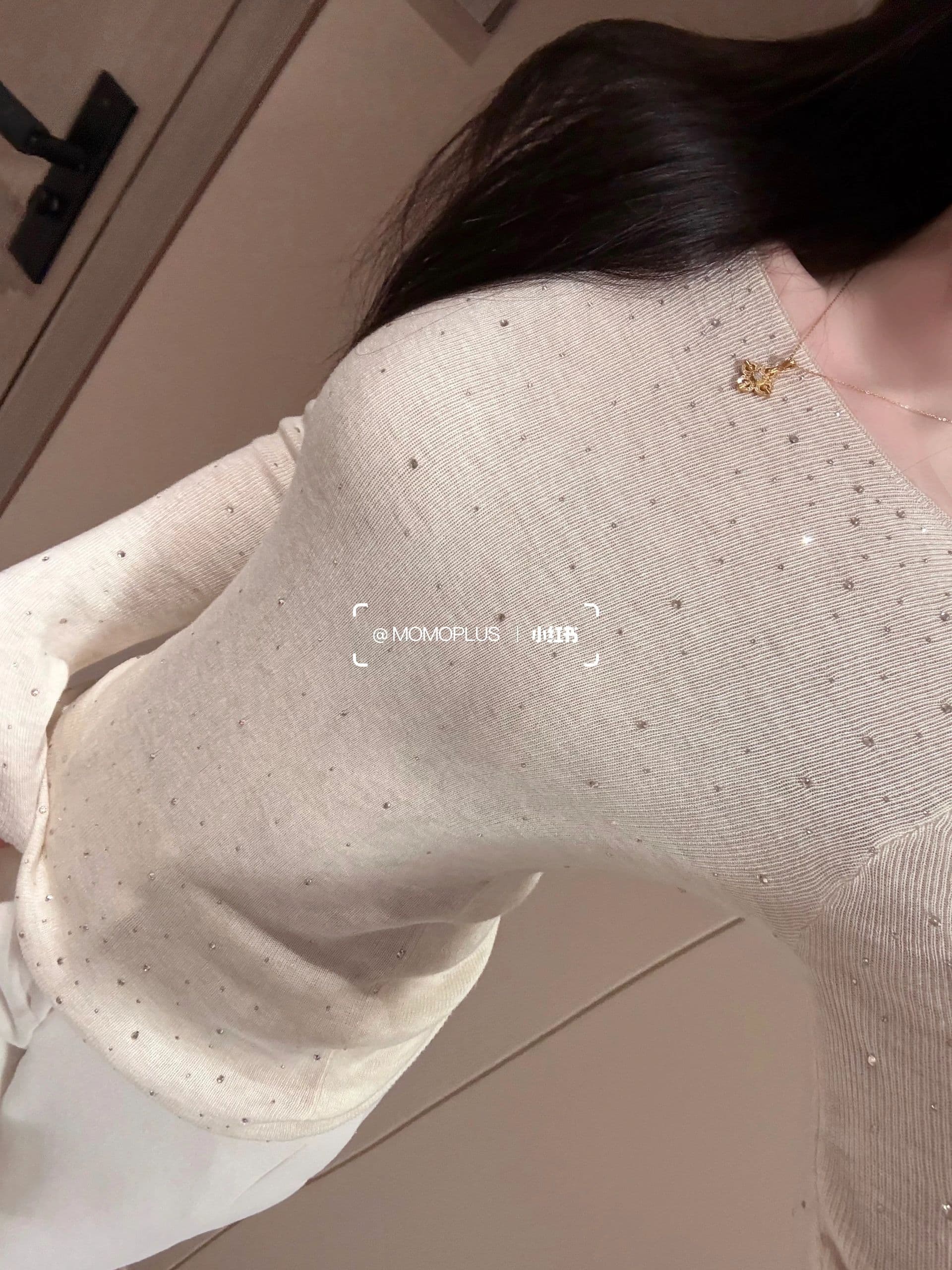 프랑스식 품격 핫픽스 양모 긴팔 니트 스웨터 여성 봄 가을 새로운 몸매 가꾸기 기본 셔츠 고급 센스 인사이드 잡아라. 의류 상세 이미지 2