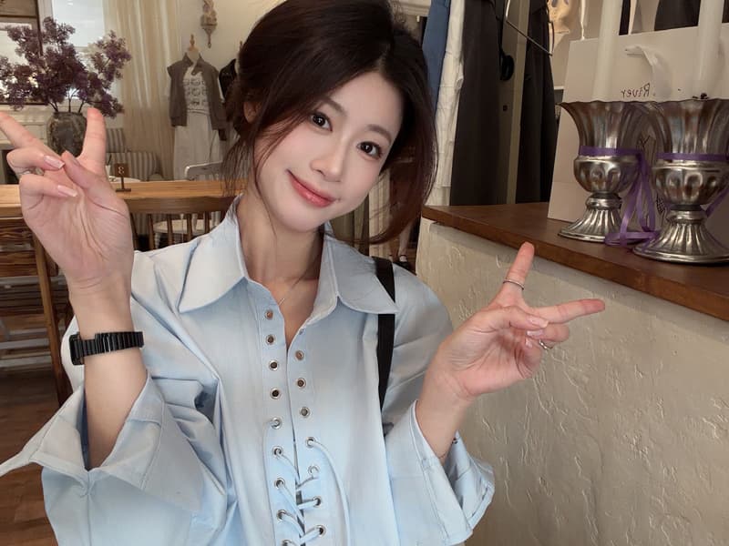 한 부서 세련된 작은 대중 디자인 센스 징 펀치 레이스업 캐주얼 화이트 셔츠 여성 긴 소매 2026 새로운 맨위 상세 이미지 16