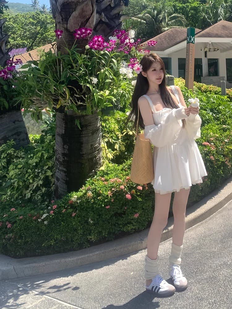 화이트 워터 여성 봄날 샤오 바이 치마 화이트 슬립 여성 드레스 새로운 허리 수축 슬림해 보이는 휴가 첫사랑 미니 스커트 이미지 4