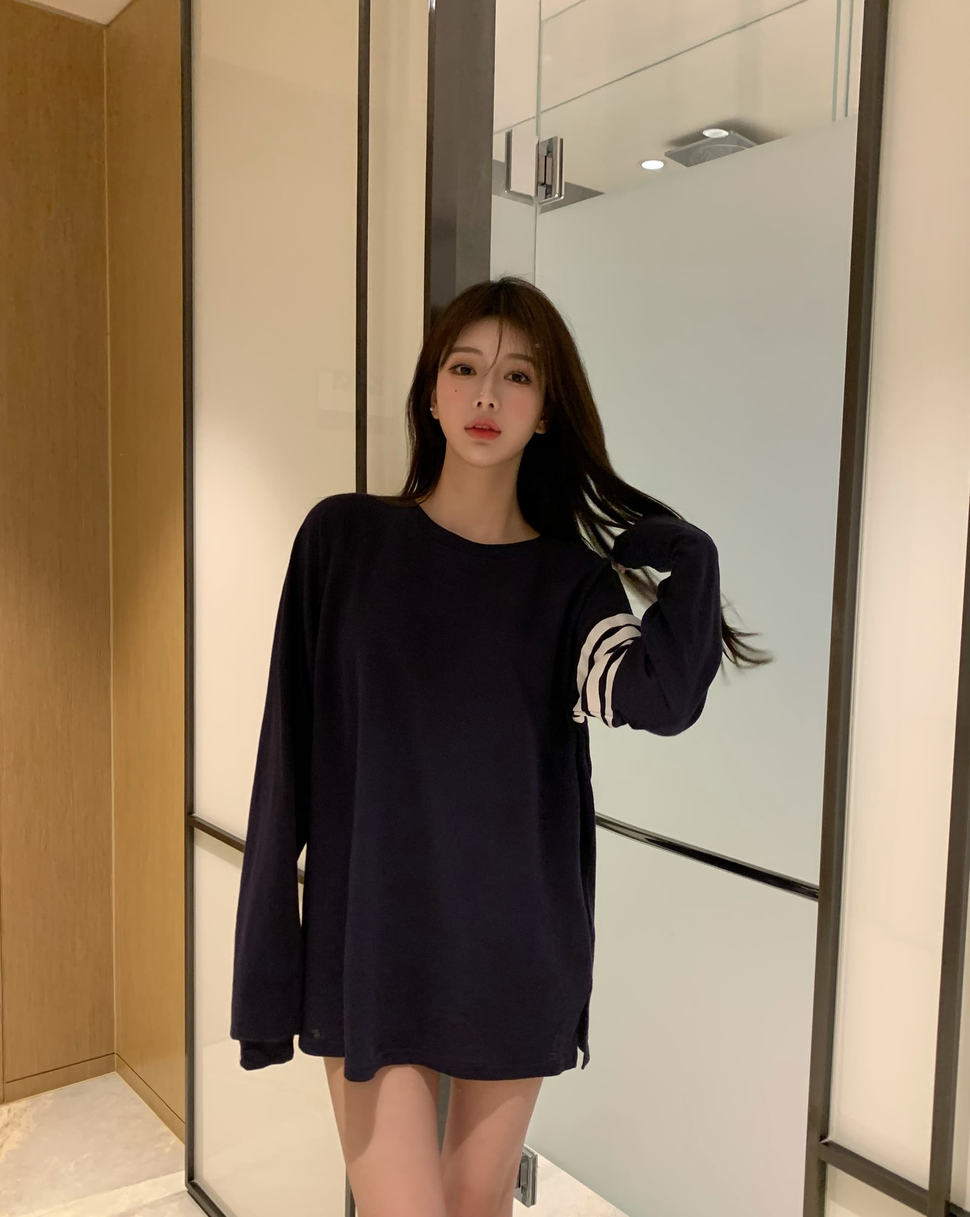 느긋한 바람 루즈핏 긴팔 티셔츠 기본 셔츠 옷 얇은 스타일 여성 여름 자외선 차단 스트라이프 착용 가져 가라. 롱 코트 블라우스 맨위 상세 이미지 6