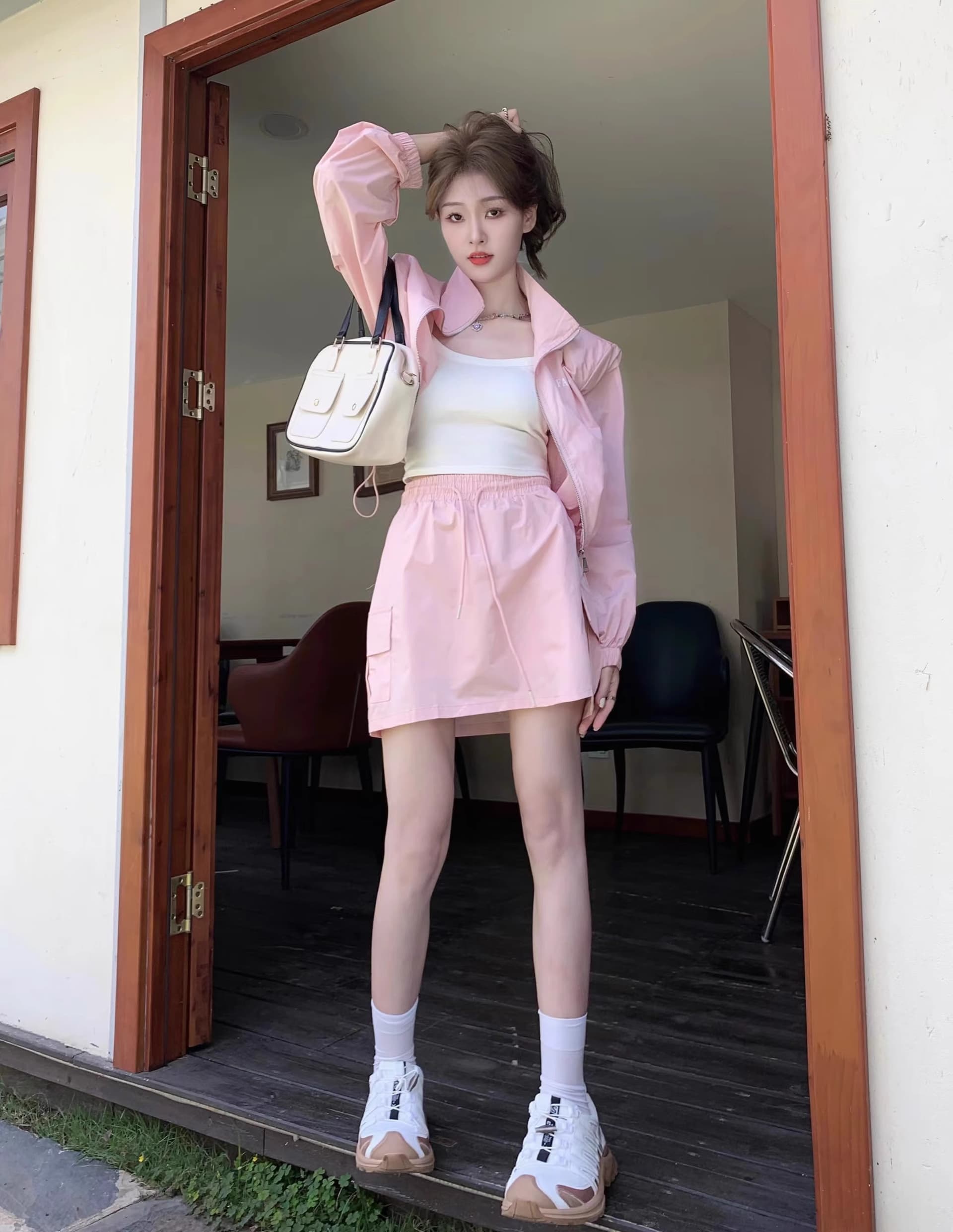 패션 연령 감소 스포츠 슈트 여성 여름 얇고 가벼운 스탠드 칼라 자외선 차단 재킷 하이웨이스트 반신 바지 캐주얼 투피스 세트 이미지 3