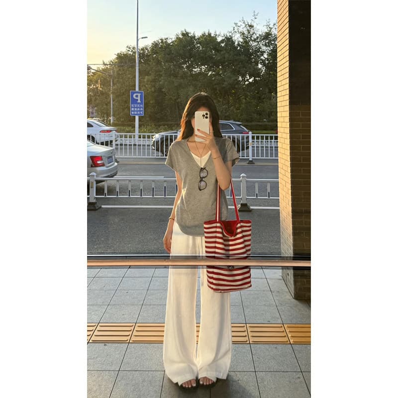긍정적 인 어깨 페이크 레이어드 V넥 반팔 티셔츠 여성 여름 디자인 센스 작은 대중 루즈핏 슬림해 보이는 느긋한 반소매 동정 맨위 서비스 상세 이미지 5