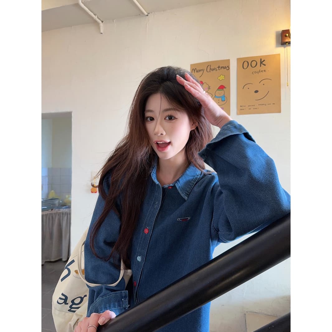 한 부서 레트로 자수 데님 여성 셔츠 2026 봄 디자인 센스 Chic 배색 단추 긴팔 맨위 재킷 이미지 4