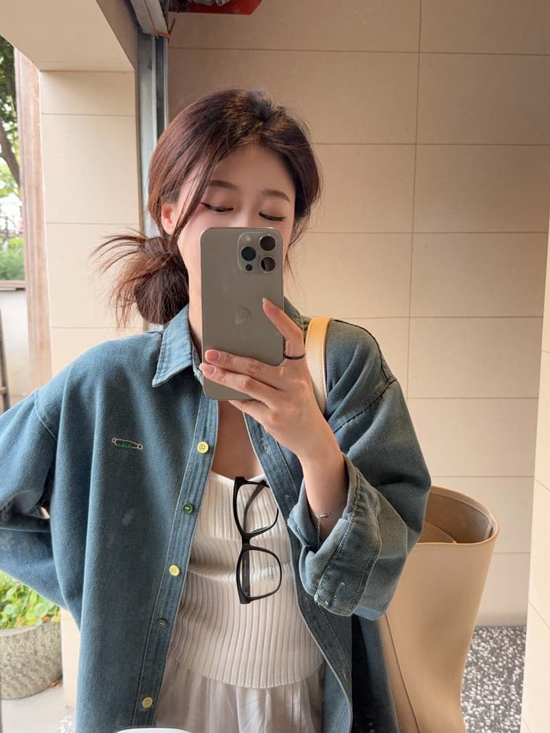 한 부서 레트로 자수 데님 여성 셔츠 2026 봄 디자인 센스 Chic 배색 단추 긴팔 맨위 재킷 상세 이미지 23