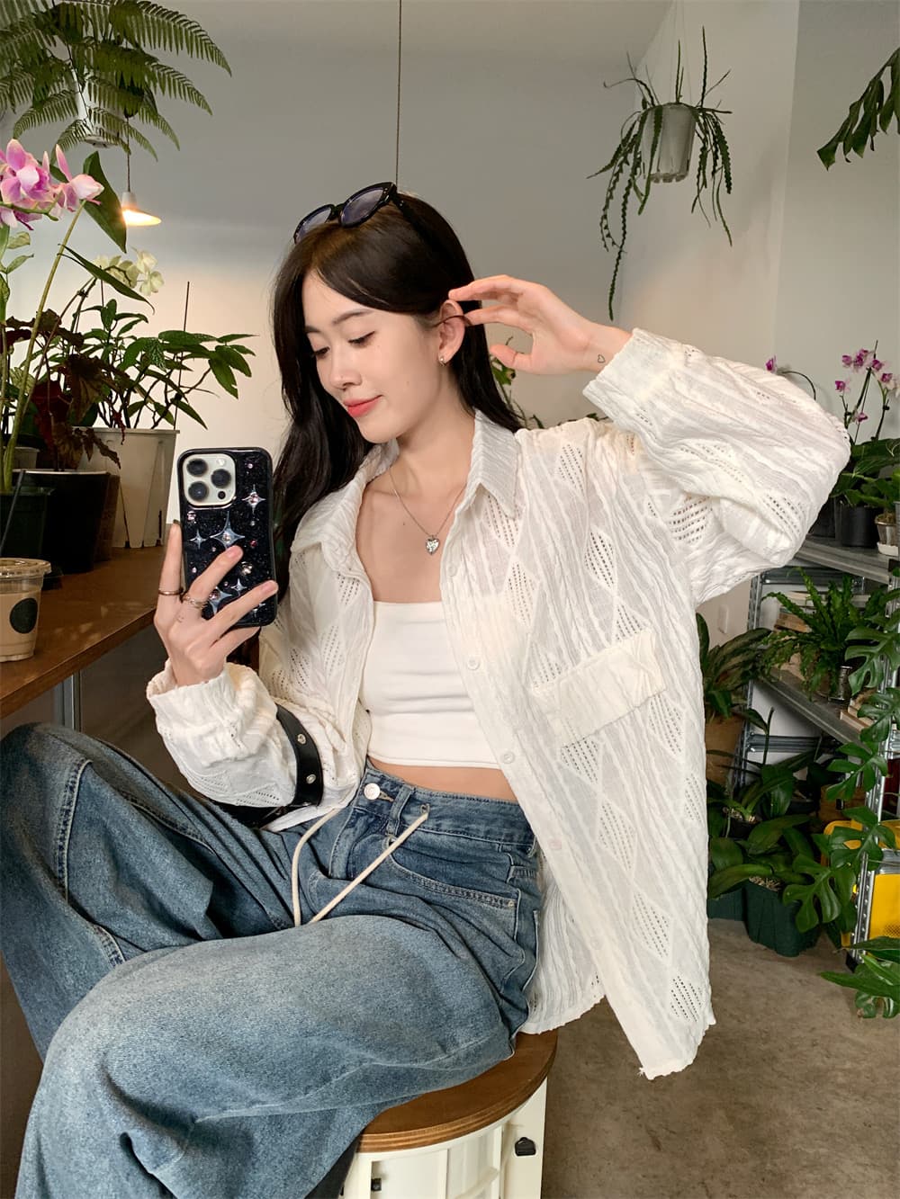 프랑스식 화이트 홀로우 아웃 자외선 차단 셔츠 여성 코트 여름 얇은 스타일 맨위 외부 가져 가라. 오픈 가디건 고급 센스 캐주얼 셔츠 상세 이미지 11