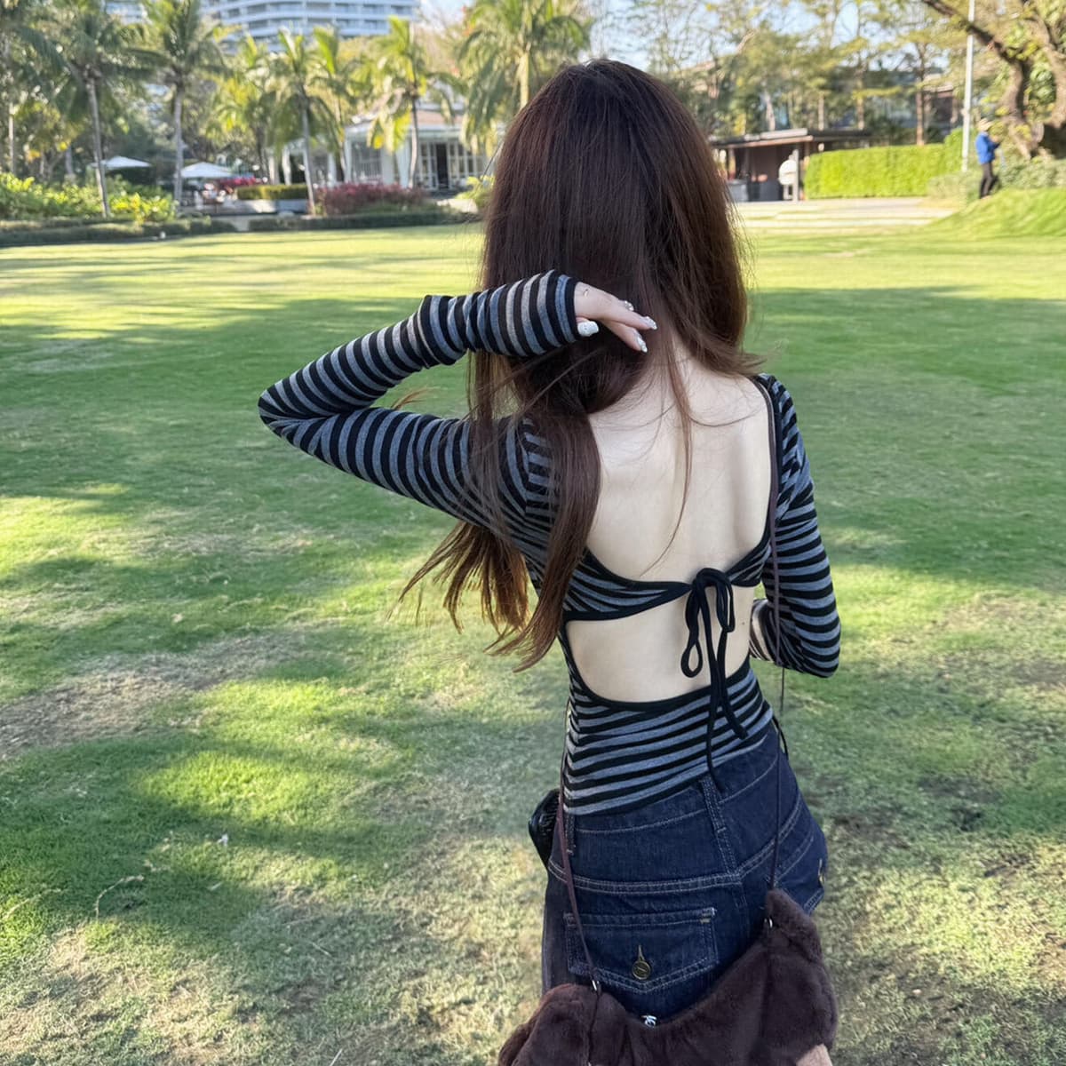 아메리칸 레트로 u 칼라 스트라이프 긴팔 티셔츠 여성 봄 몸매 가꾸기 슬림해 보이는 백리스 디자인 센스 다용도 느긋한 맨위 트렌디 이미지 2
