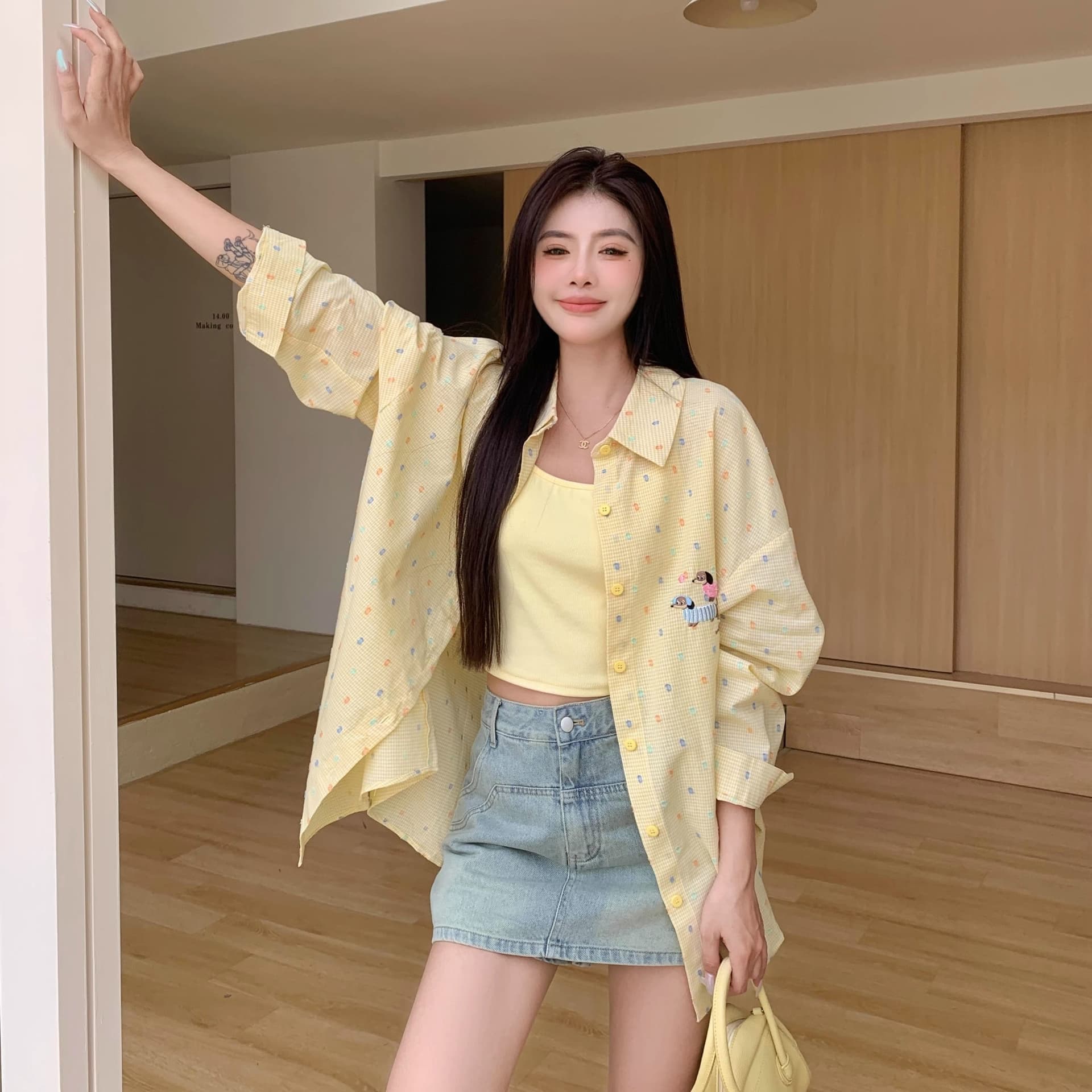 황색 얇은 스타일 자외선 차단 폴로 칼라 긴팔 여성 셔츠 봄 지방 mm 디자인 센스 루즈핏 슬림해 보이는 셔츠 상세 이미지 9