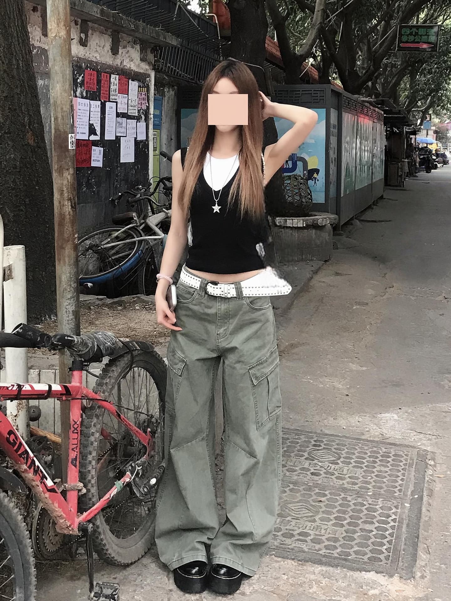 한 부서 품격 페이크 레이어드 라운드 넥 민소매 맨위 여성 봄 새로운 캐주얼 다용도 몸매 가꾸기 슬림해 보이는 연령 감소 조끼 상세 이미지 7