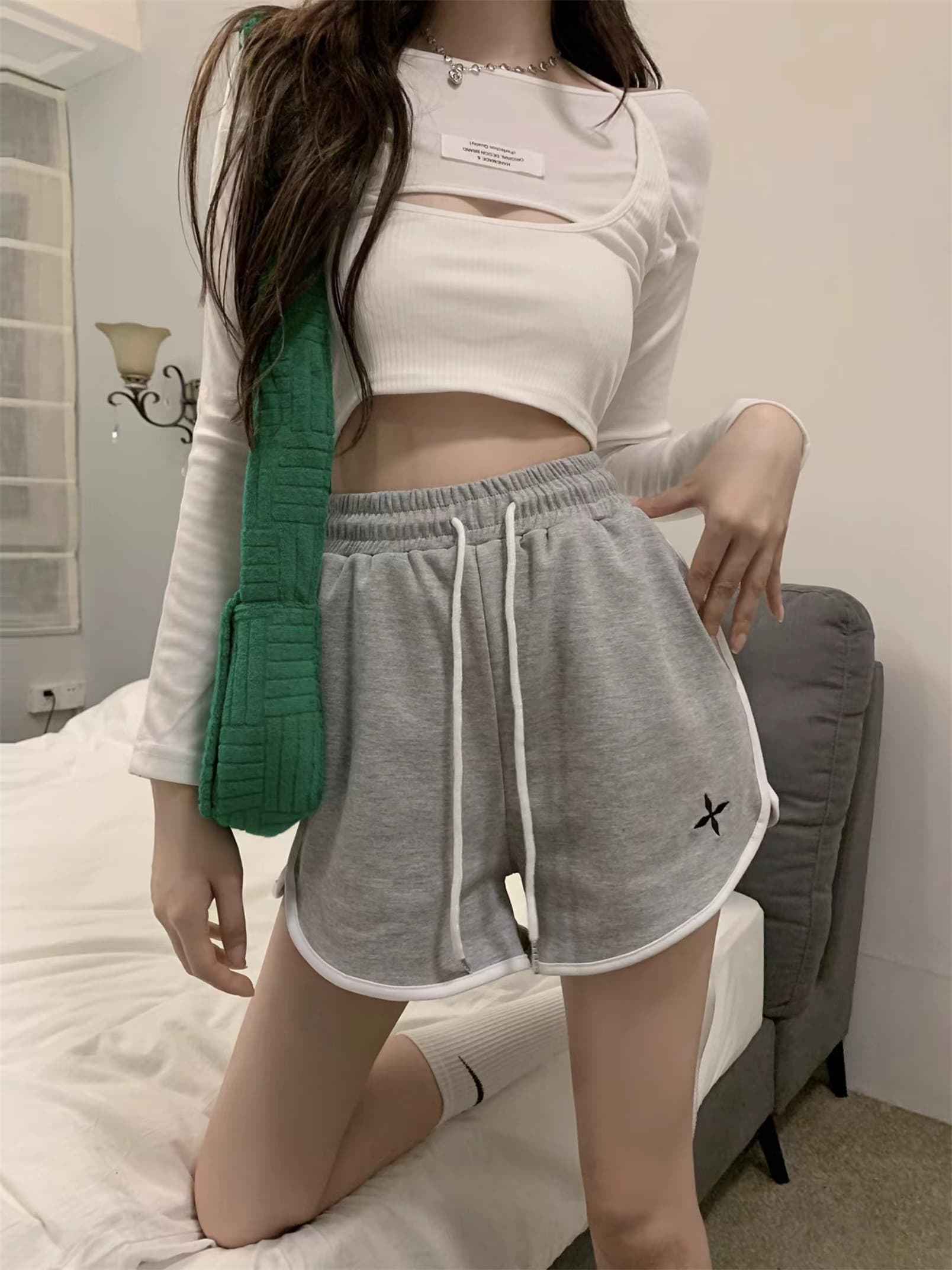아메리칸 허리밴드 캐주얼 한 마디 넓은 다리 핫 바지 웨이 바지 운동 외출용 반바지 여성 루즈핏 자수 슬림해 보이는 패션 상세 이미지 9
