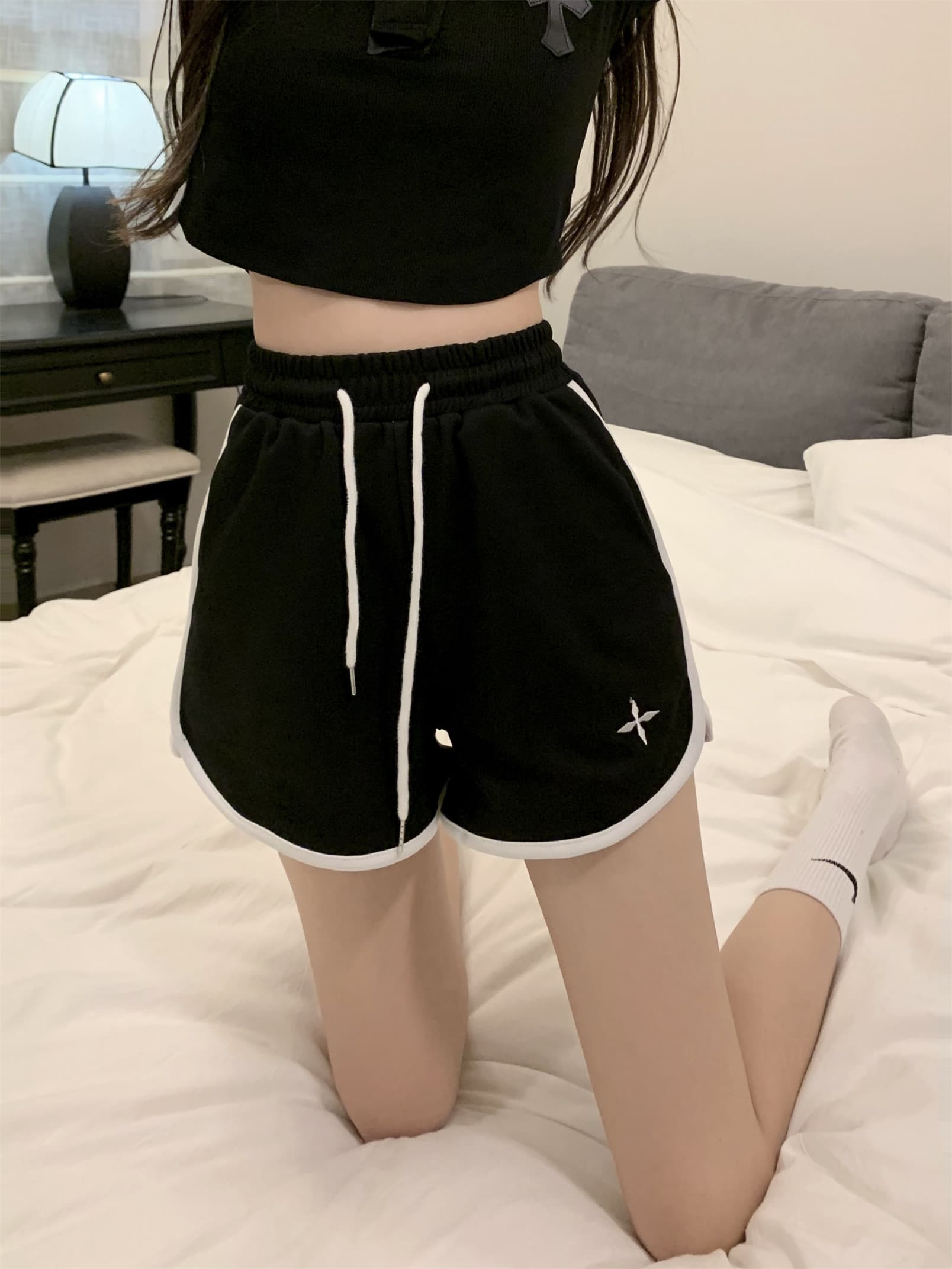 아메리칸 허리밴드 캐주얼 한 마디 넓은 다리 핫 바지 웨이 바지 운동 외출용 반바지 여성 루즈핏 자수 슬림해 보이는 패션 상세 이미지 12