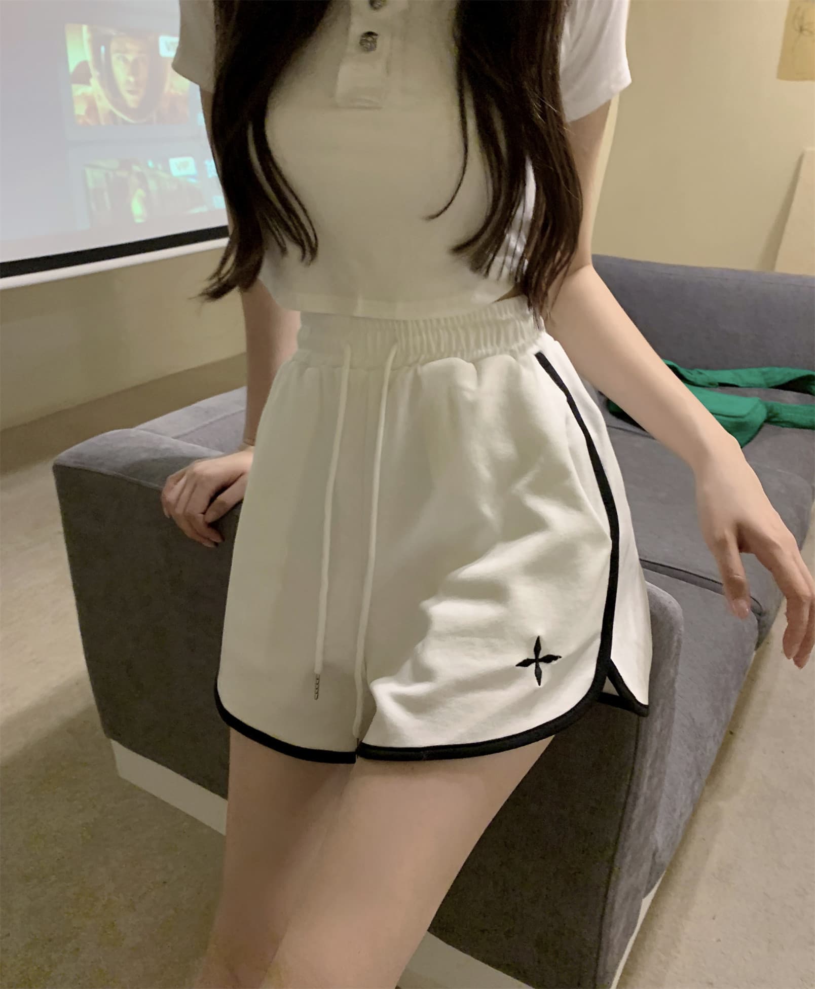 아메리칸 허리밴드 캐주얼 한 마디 넓은 다리 핫 바지 웨이 바지 운동 외출용 반바지 여성 루즈핏 자수 슬림해 보이는 패션 상세 이미지 20
