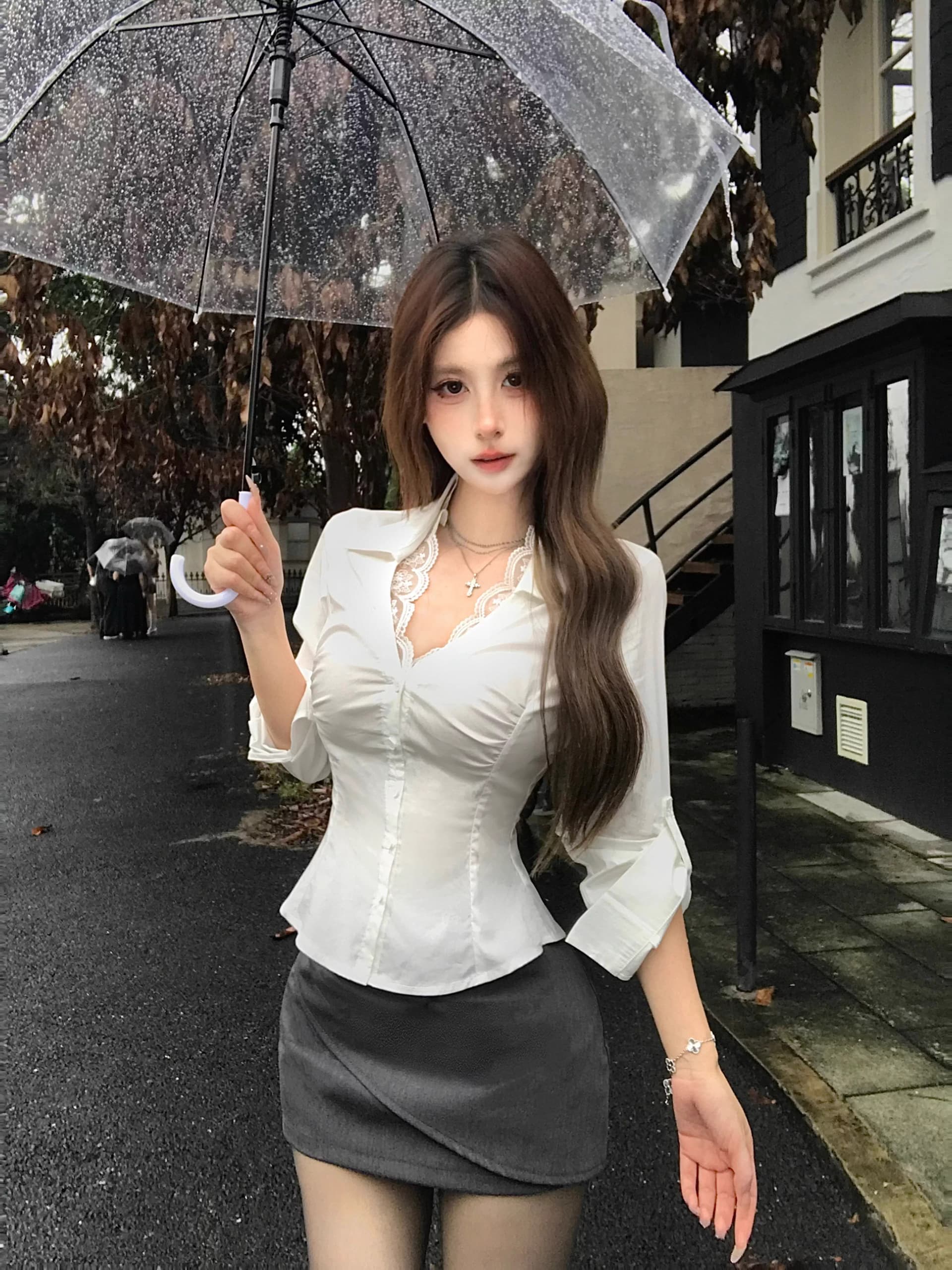 순면 V넥 흰 셔츠 레이스 조각 섹시함 긴팔 여성 셔츠 가을 디자인 센스 순수한 욕망 허리 수축 맨위 잘 생긴 이미지 4