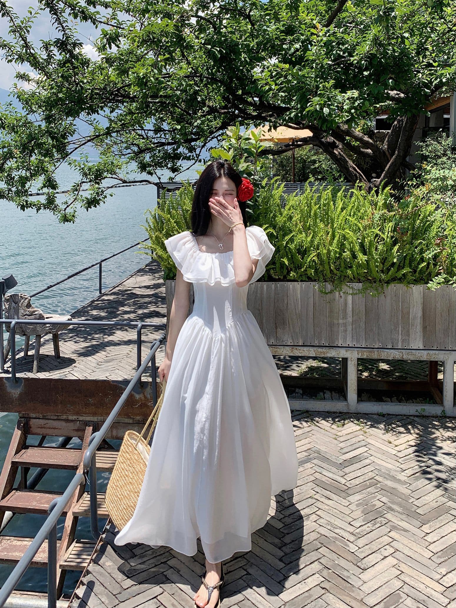 2026 새로운 프랑스식 부드러운 연꽃 잎 오프숄더 드레스 여름 고급 슬림해 보이는 허리 수축 품격 화이트 롱 스커트 상세 이미지 1