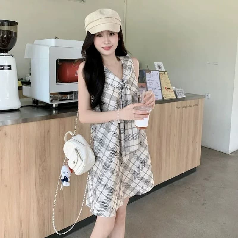 학원 스타일 체크무늬 레이스업 여성 드레스 2026 여름 새로운 슬림해 보이는 연령 감소 해군 칼라 작은 대중 조끼 미니 스커트 상세 이미지 4